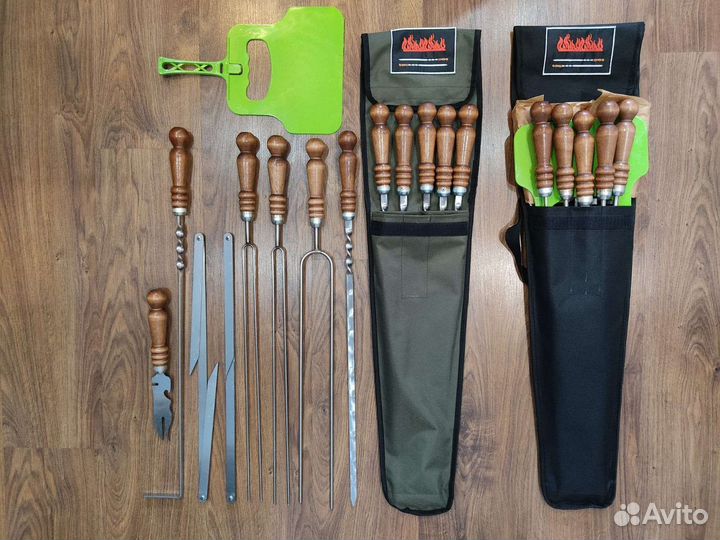 Набор шампуров и аксессуаров в чехле