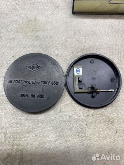 Головка звукоснимателя пьезо и иглодержатели