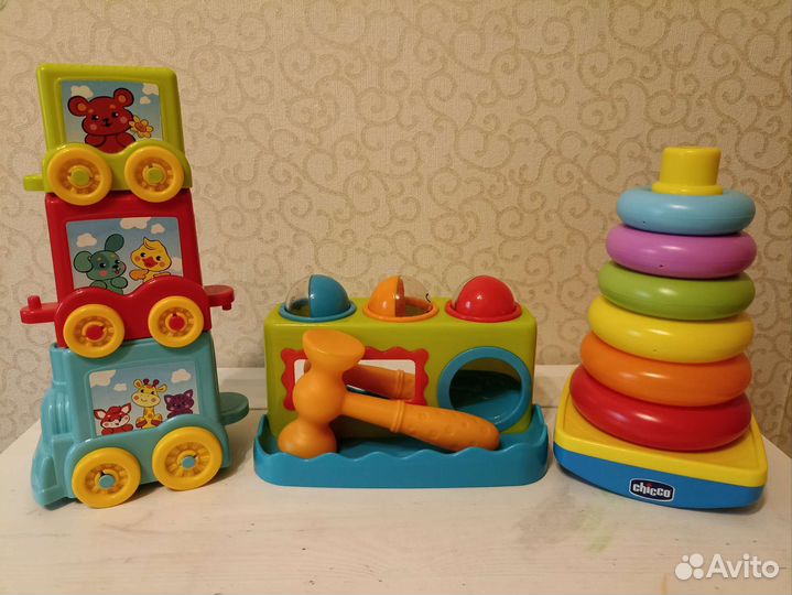 Развивающие игрушки для малышей