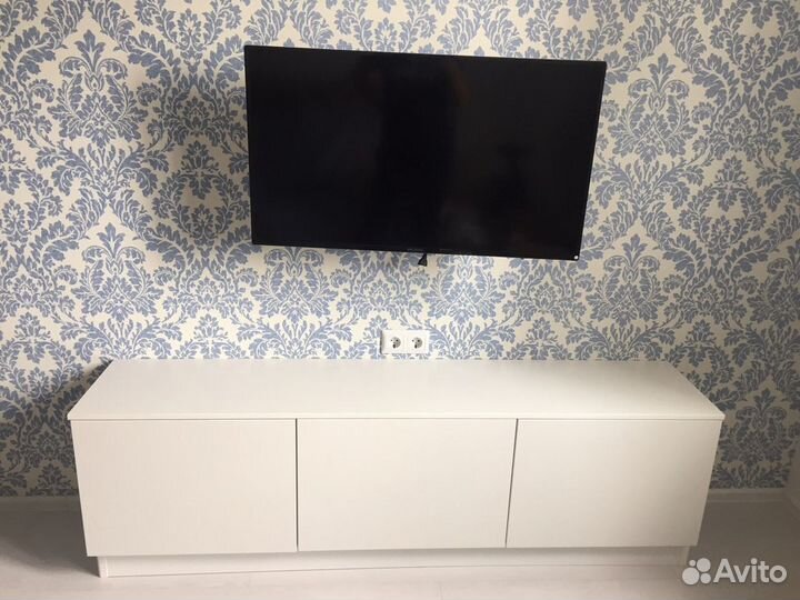 Тумба под телевизор