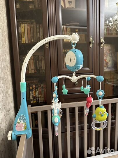 Мобиль в кроватку музыкальный