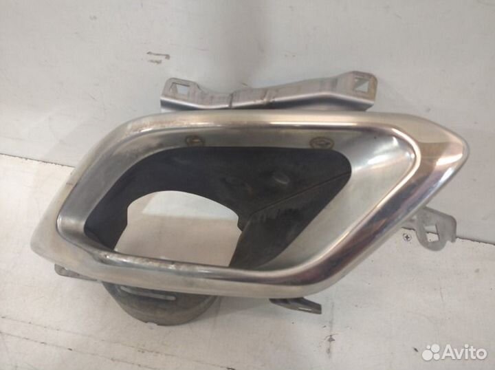 Насадка глушителя задняя правая Lexus Rx 4