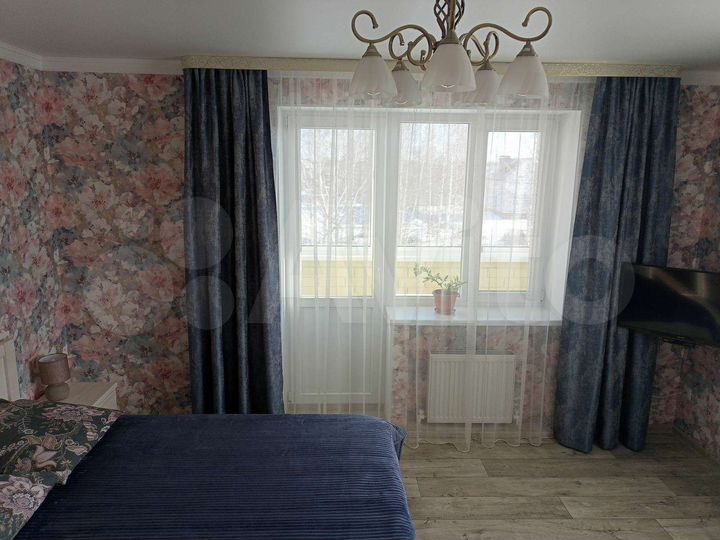 2-к. квартира, 57 м², 3/3 эт.