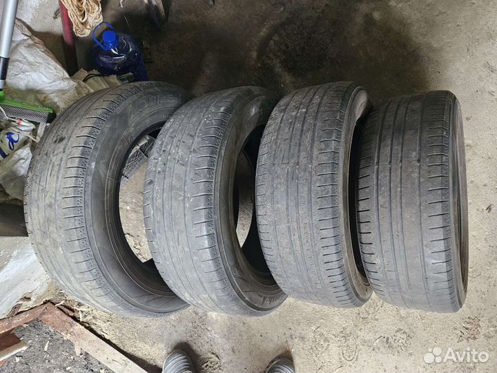 Yokohama BluEarth AE50 215/60 R16