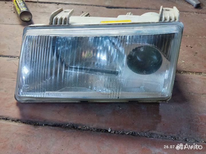 Фара левая ваз 2110