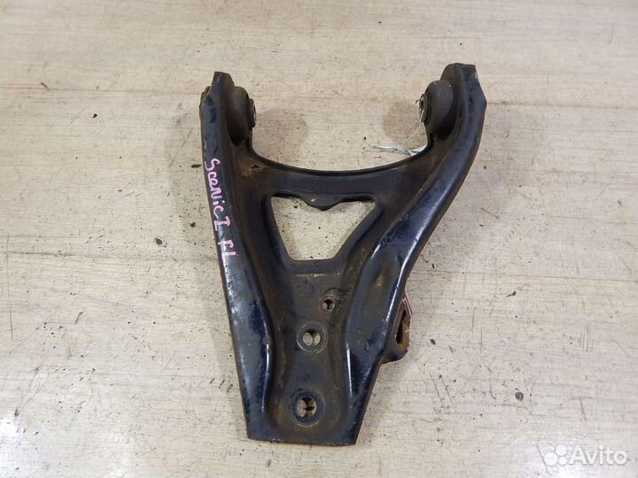 Рычаг передний левый Renault Scenic 1