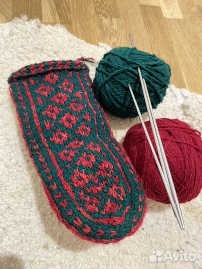 Детские вязаные носочки