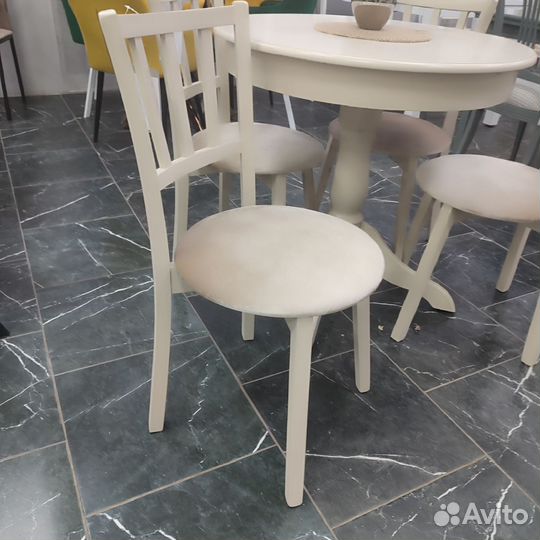 Стулья Лари