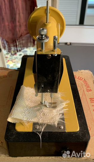 Детская швейная машинка. Новая В коробке