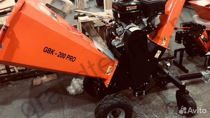 Измельчитель дерева щепорез