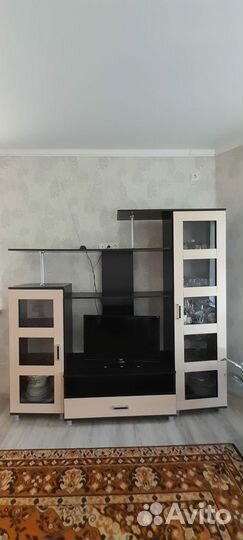 Стенка в гостиную