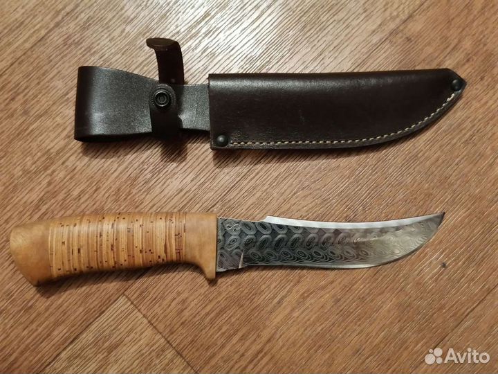 Нож Златоуст Клык, Дамасская сталь