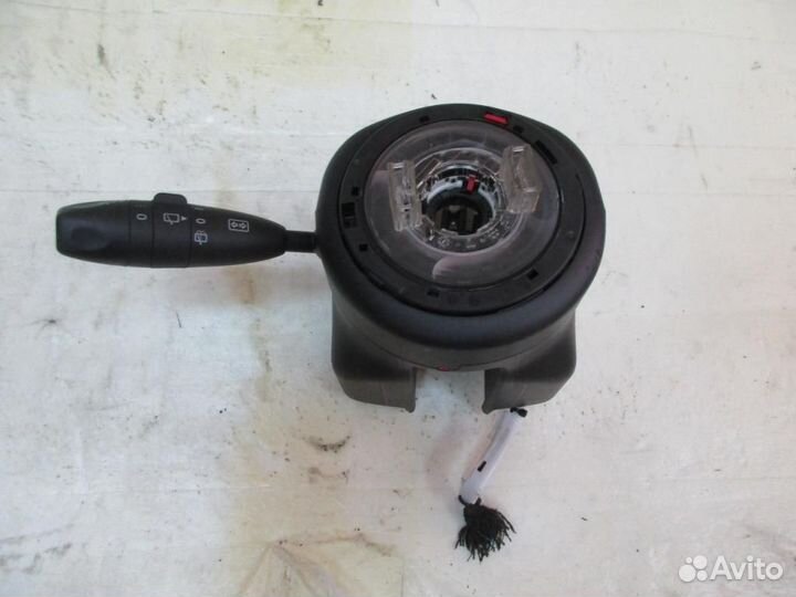 Переключатель подрулевой w204 C-class 651.911 2