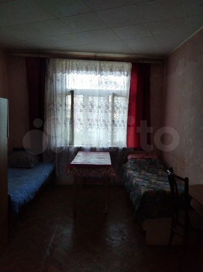 Комната 17 м² в 1-к., 1/2 эт.