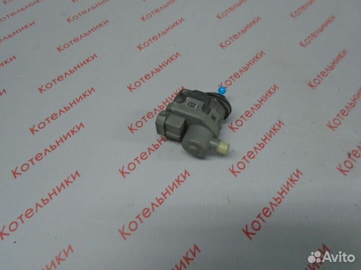 Nissan 26056-AU300 Корректор фары