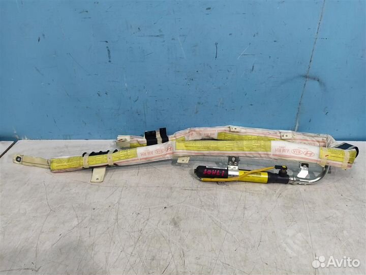 Шторка боковая правая Kia soul 1 2008-2011