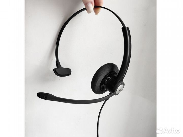 Проводная гарнитура Plantronics