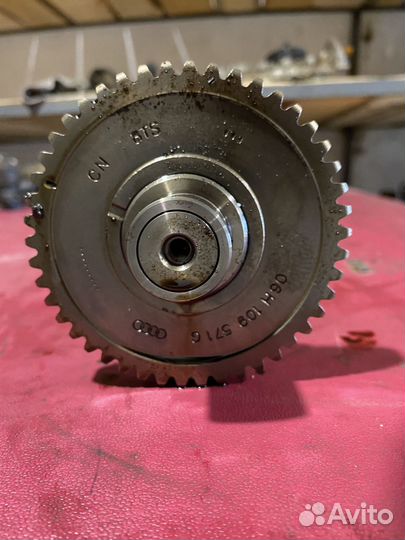 Распредвал Выпускной Skoda Octavia a5