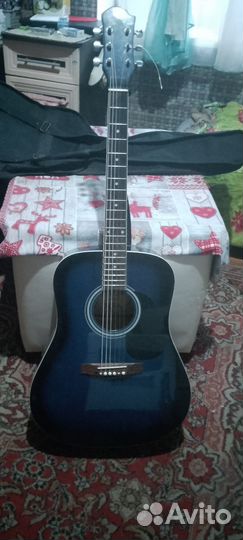 Акустическая гитара