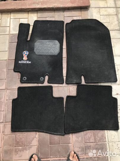 Автомобильные коврики на Хендай-солярис