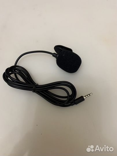 Петличный микрофон