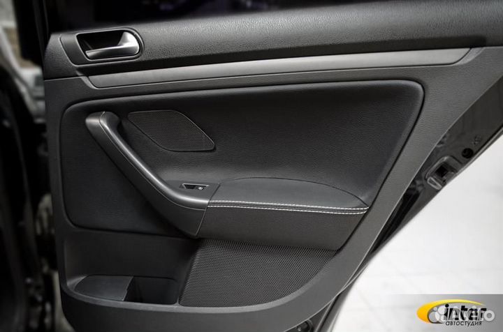 Декоративные вставки двери VW Jetta 5