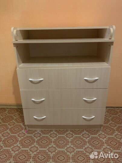 Пеленальный столик