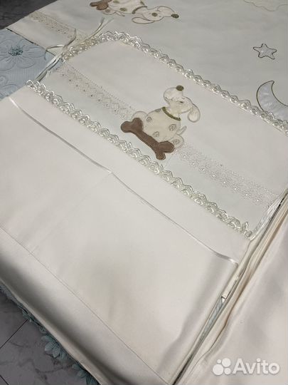 Комплект в детскую кроватку «Dogi» 125*65