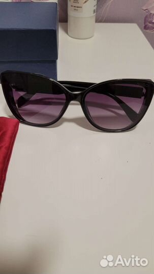 Солнцезащитные очки женские gucci