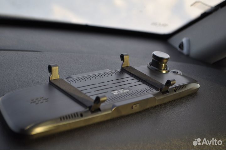 Видеорегистратор с Wi-Fi и GPS