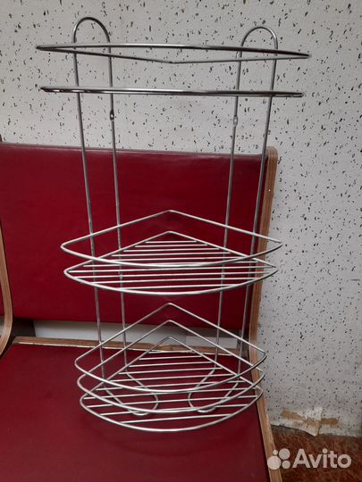 Полочка в ванную угловая