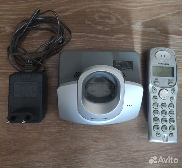 Радиотелефон panasonic