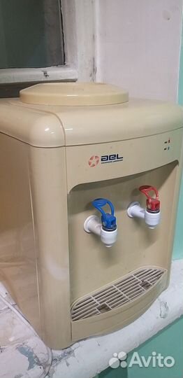 Кулер для воды AEL