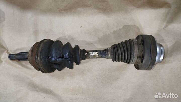 Полуось передняя левая Туарег