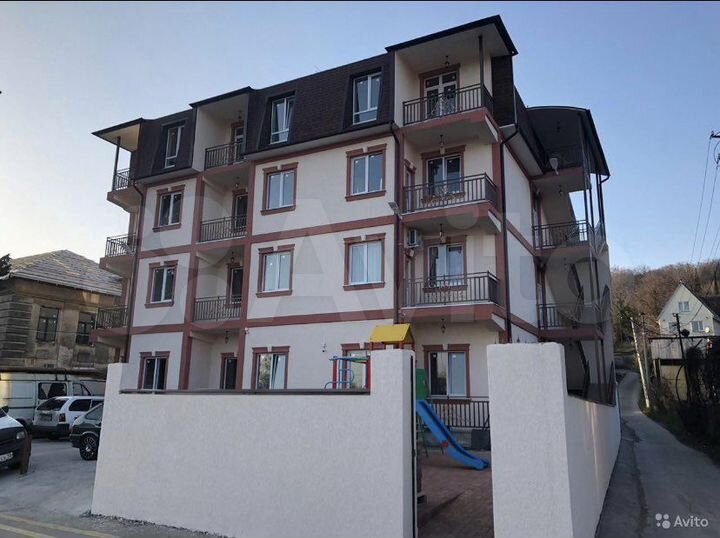 2-к. квартира, 37 м², 4/4 эт.