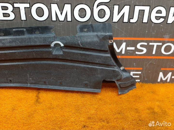 Защита днища кузова правая Bmw X5 E53 M54B30