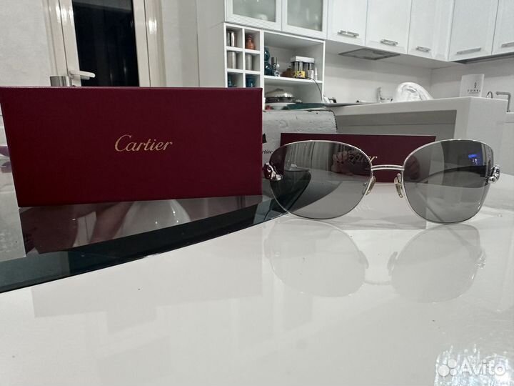 Солнцезащитные очки cartier