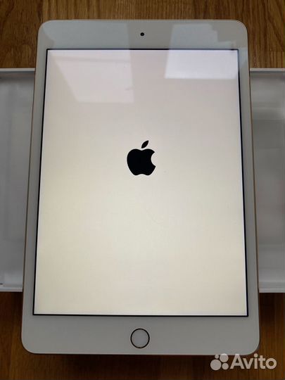 iPad mini 4 + cellular 128Gb Gold в идеале