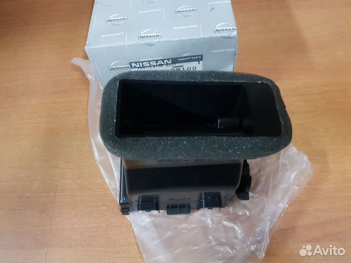 Воздуховод салона Ниссан Теана J31 687619W100