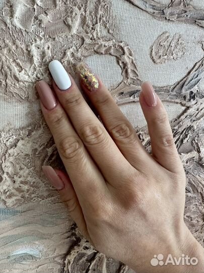 Маникюр педикюр