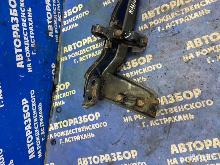 Балка подмоторная. Nissan Largo минивен KA24DE