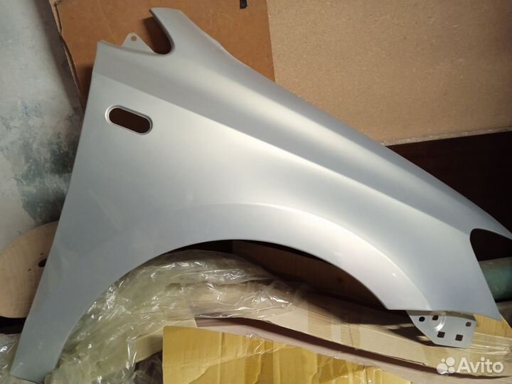 Крыло переднее левое/правое на volkswagen polo