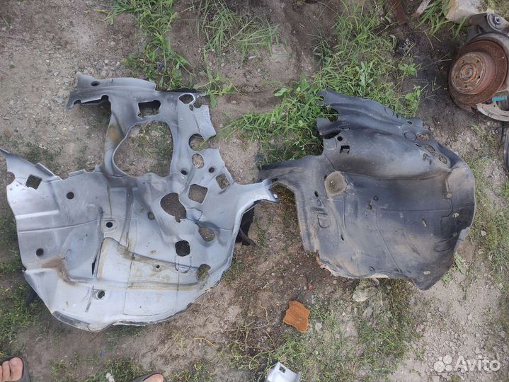 Мерседес 124 шумоизоляция моторного щита