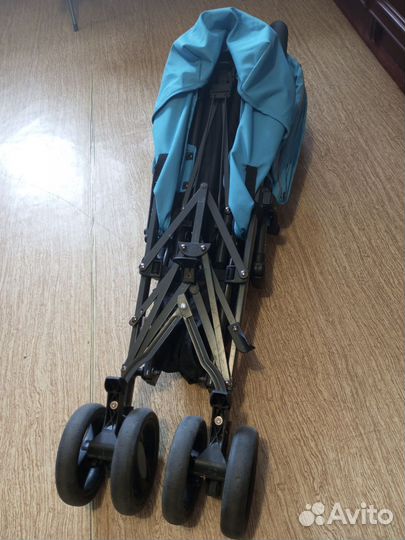 Прогулочная коляска трость