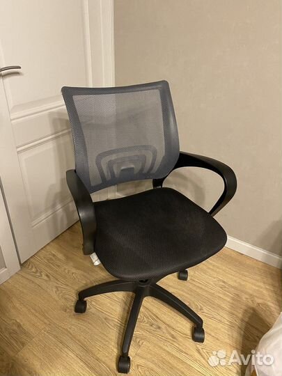 Офисный стул