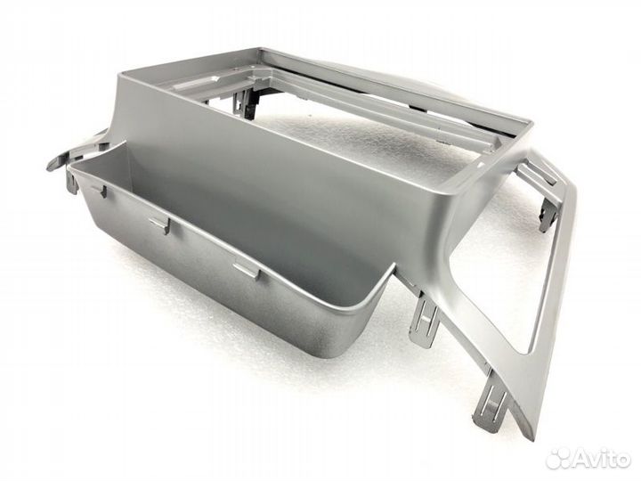 Рамка магнитолы Chevrolet Cruze 2012