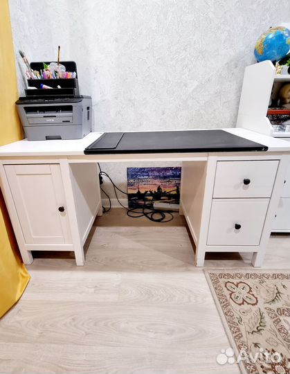 Письменный стол IKEA белый