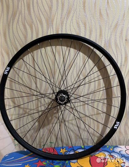 Переднее колесо 29'' на 32 спицы