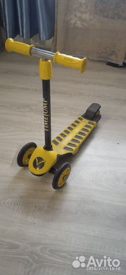 Самокат трехколесный timejump