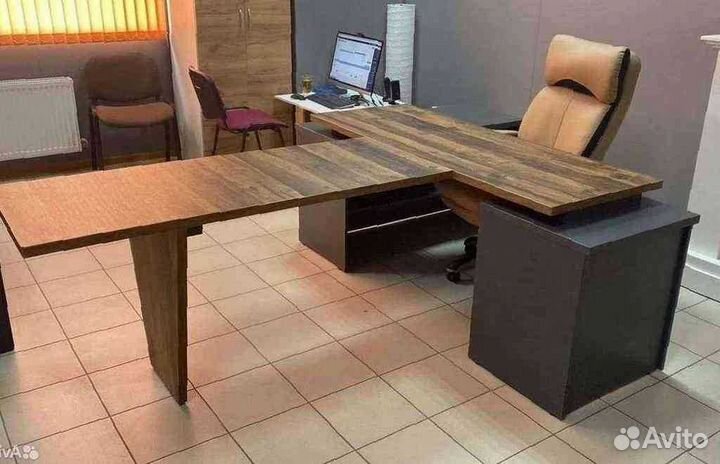 Стол в кабинет руководителя на заказ